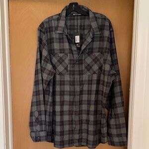 Travis Matthew men’s Gray Plaid Button-Up Shirt